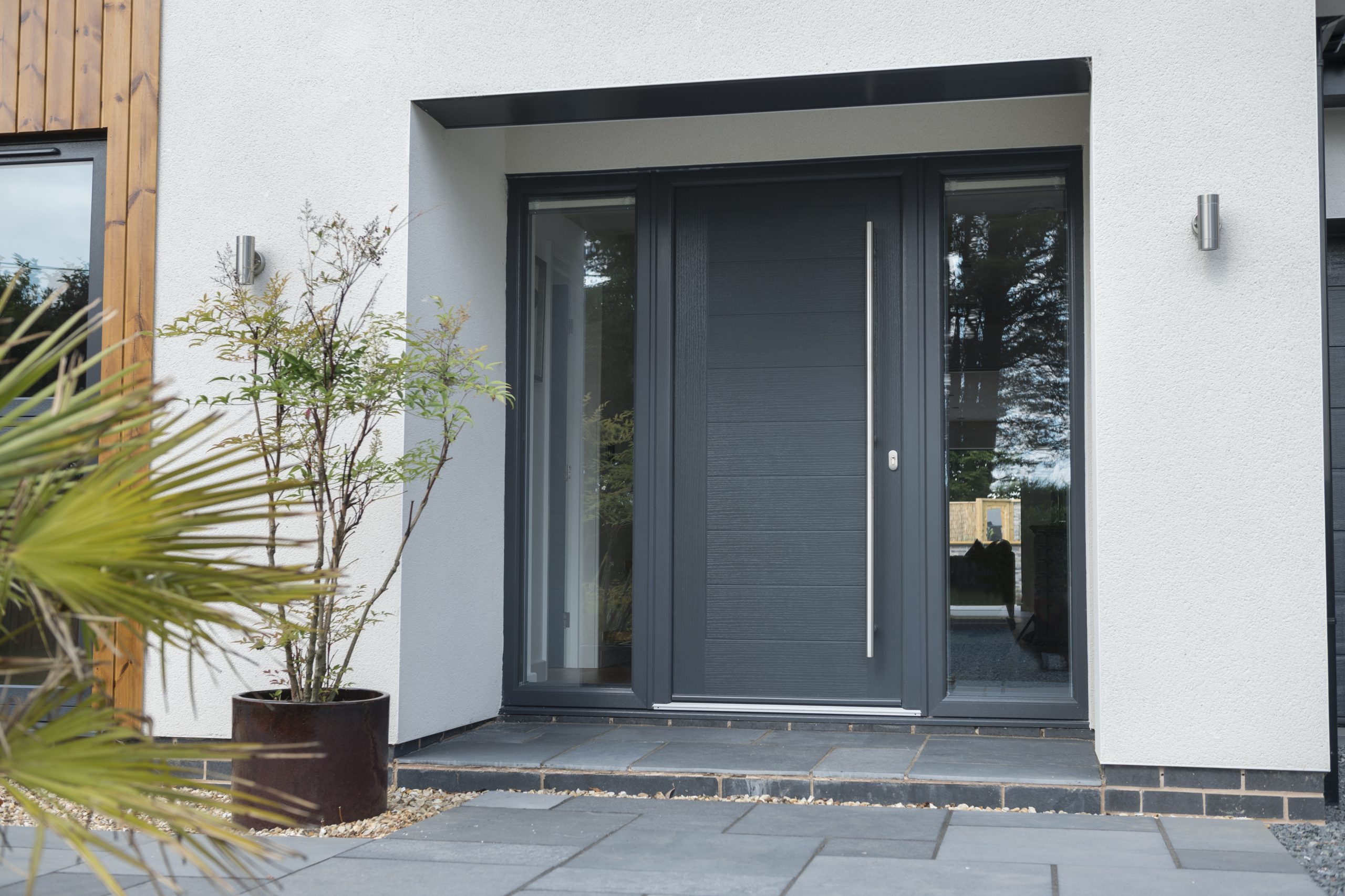 GIVE YOUR HOME CURB APPEAL WITH A NEW FRONT DOOR